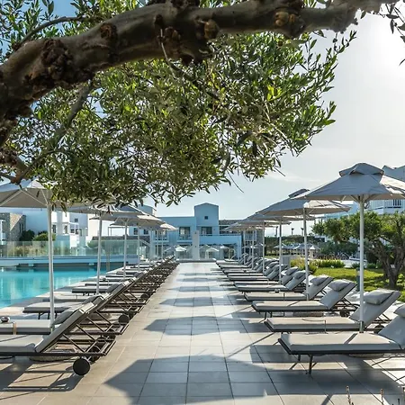 Diamond Deluxe - Adults Only 5*