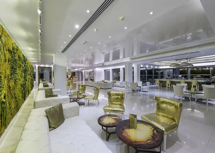 Diamond Deluxe - Adults Only & Resort İstanköy