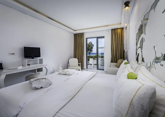 Diamond Deluxe - Adults Only & Üdülőközpont Kosz