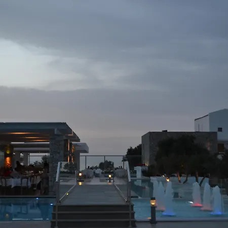 Diamond Deluxe - Adults Only & Θέρετρο 5*