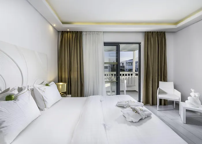 Diamond Deluxe - Adults Only &